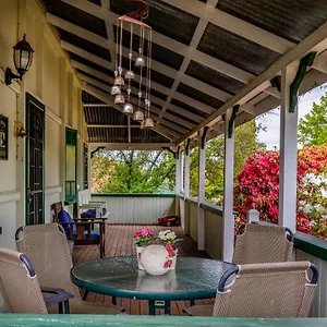  Country house Dillons